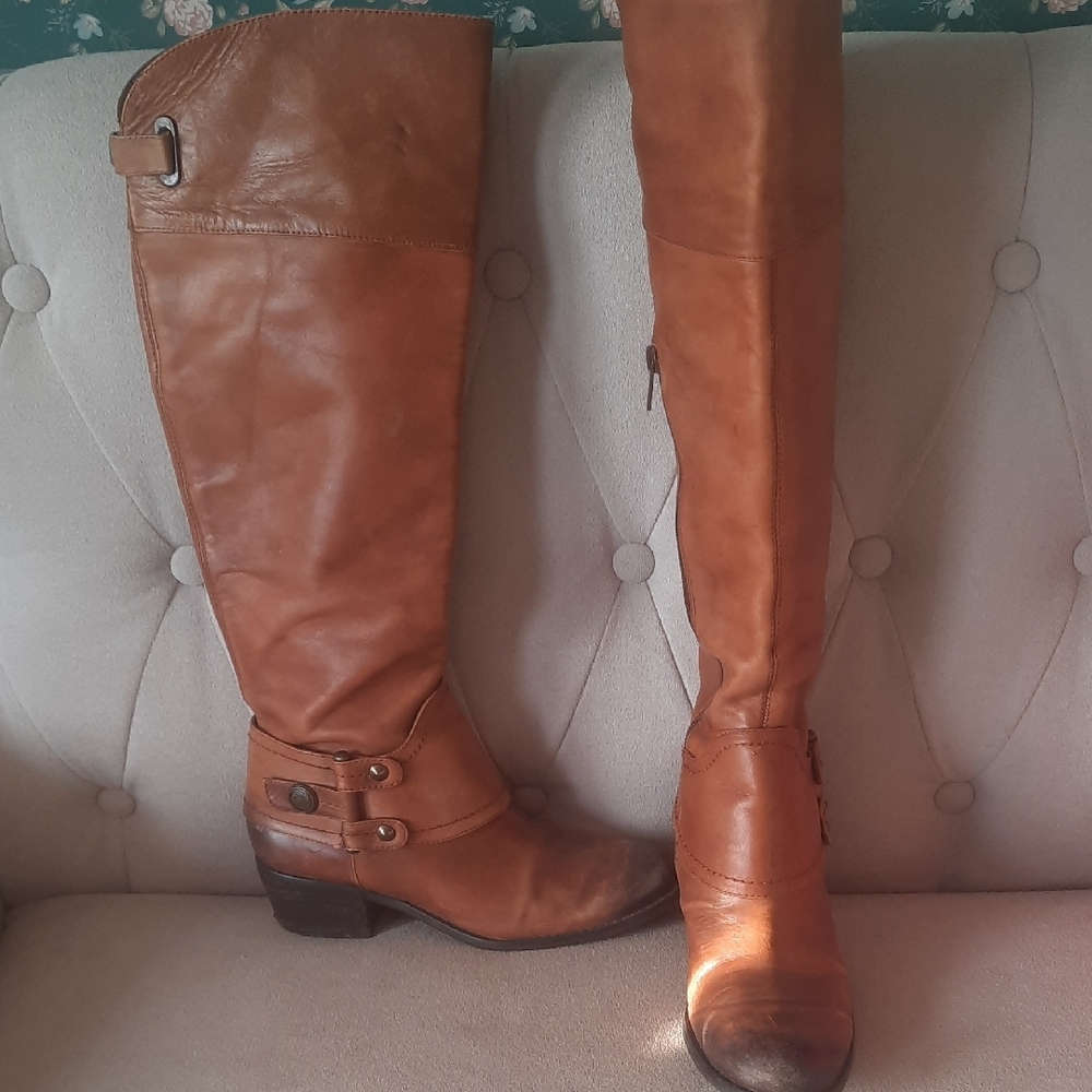 Women's Tan Leather Knee-High Boots